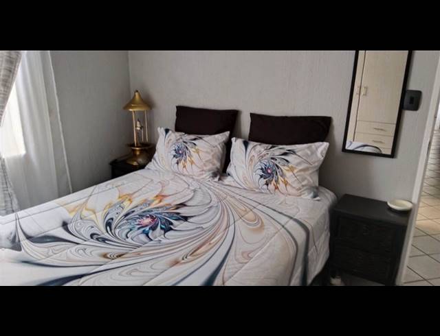 2 BEDROOM TOWNHOUSE FOR SALE IN VERWOERDPARK